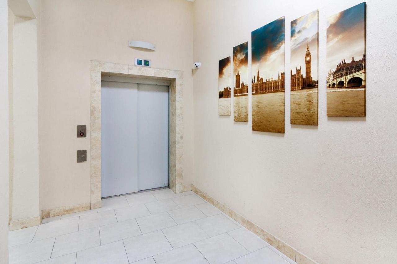 Modern Apartment In The City Center In A New Building Odessa Exterior foto